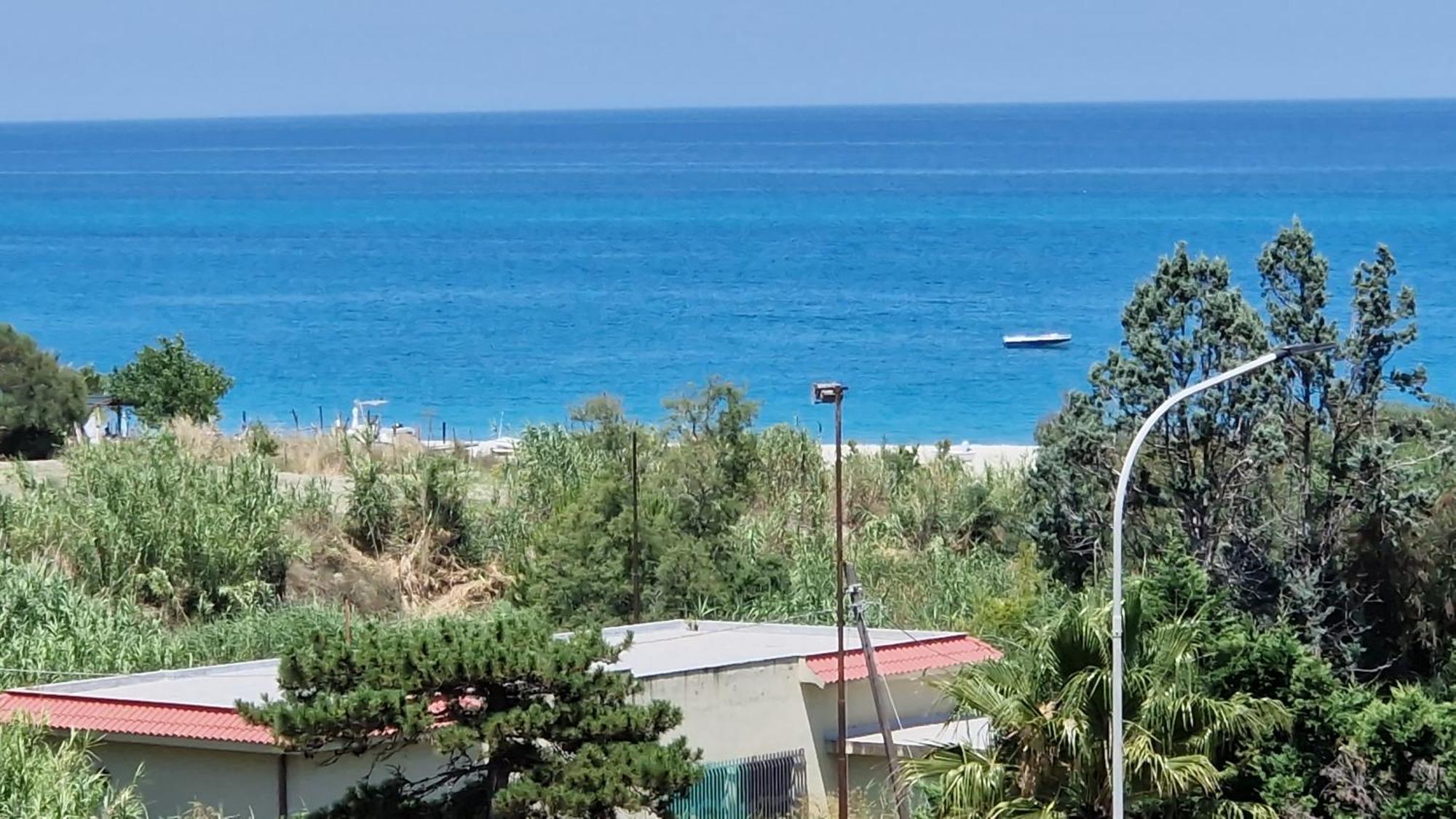 Nina'S House 2 A 300 Metri Dal Mare Διαμέρισμα Santa Caterina Dello Ionio Marina Εξωτερικό φωτογραφία